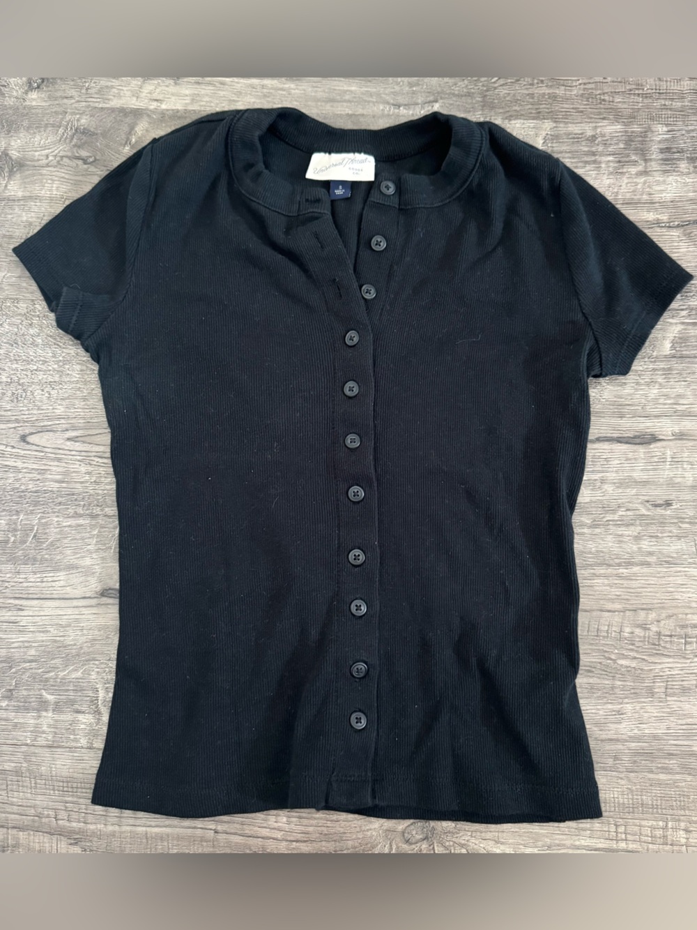 Universal thread Black Short-Sleeve Button-Up Top